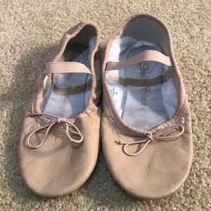 Dance shoes